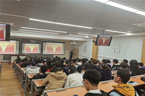 播放学习视频.jpg